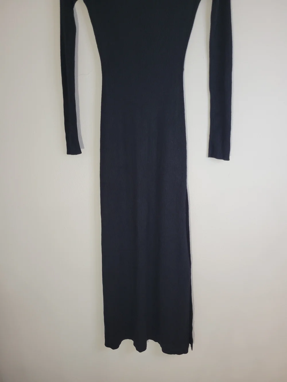 Abercrombie & Fitch Black Women Long-Sleeve Button-Accent Maxi Dress